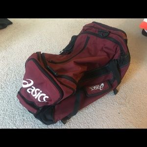 Used Asics Gym Back (no shoulder strap)